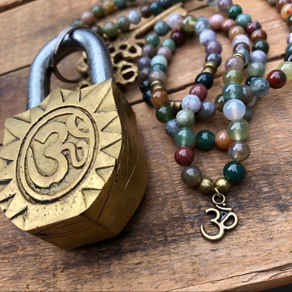 ✨INDIAN AGATE STONE BEAD MALA W/CHARM 6mm✨ - Picture 5 of 7